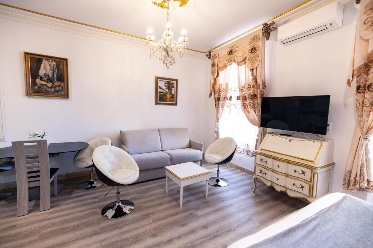 Studio Du Maire Maison De L'Eglise Du Couvent Narbonne Buitenkant foto